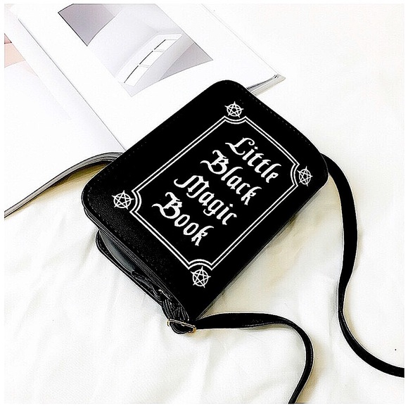 Little Black Magic Book purse 🔮 - Picture 3 of 15
